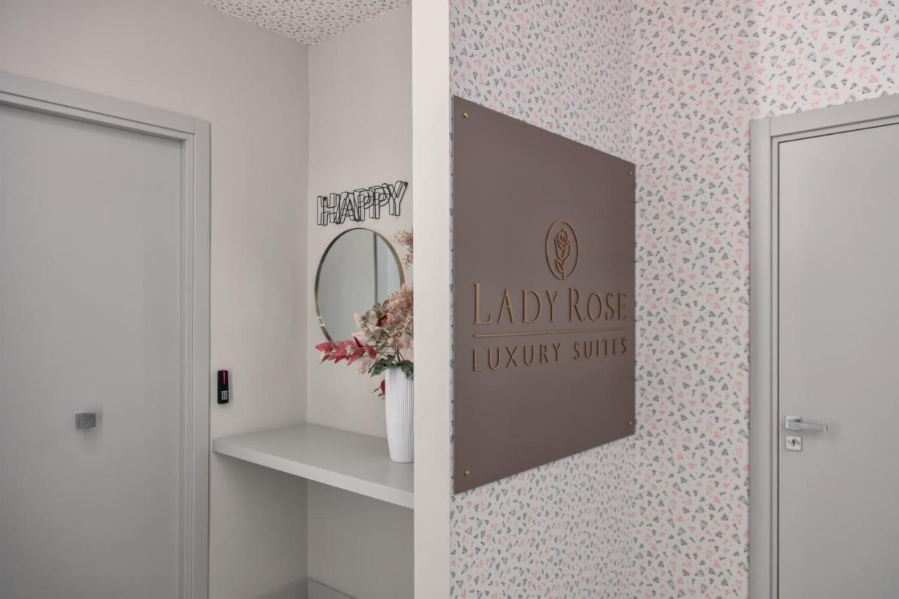 Lady Rose Hotel Наполи Екстериор снимка