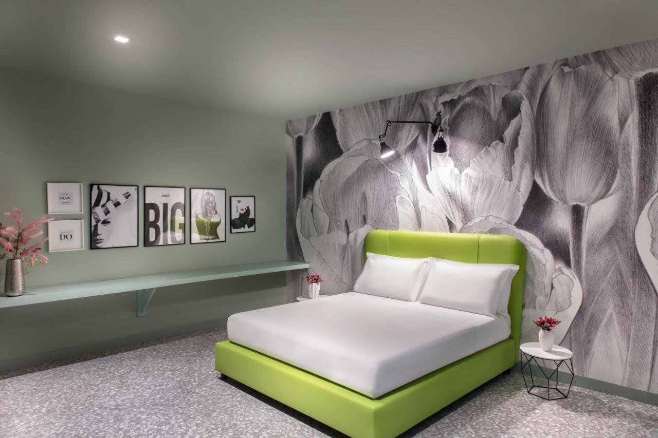 Lady Rose Hotel Наполи Екстериор снимка